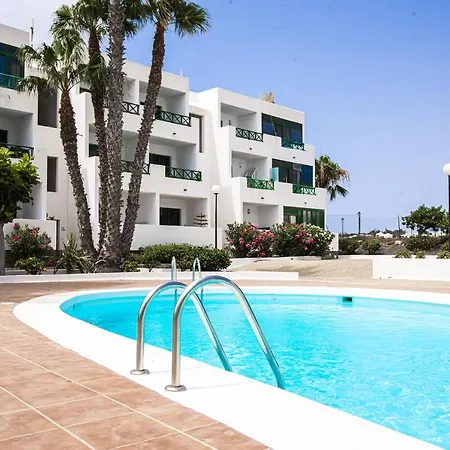 Apartamento Holyhome 205 *